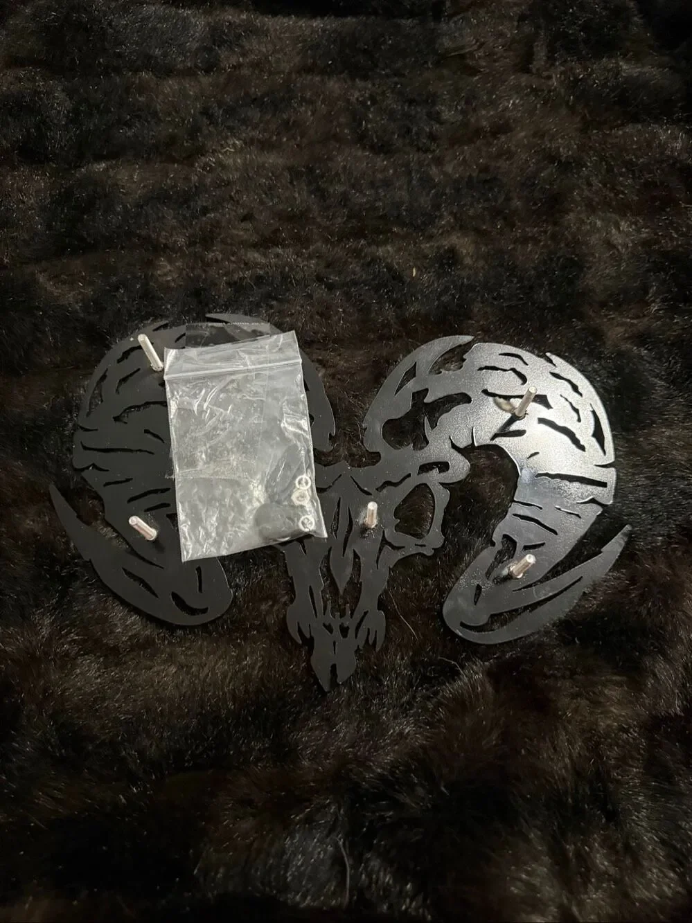 Royalty Core 13777 - Ram Skull Airbrushed Emblem Truck New